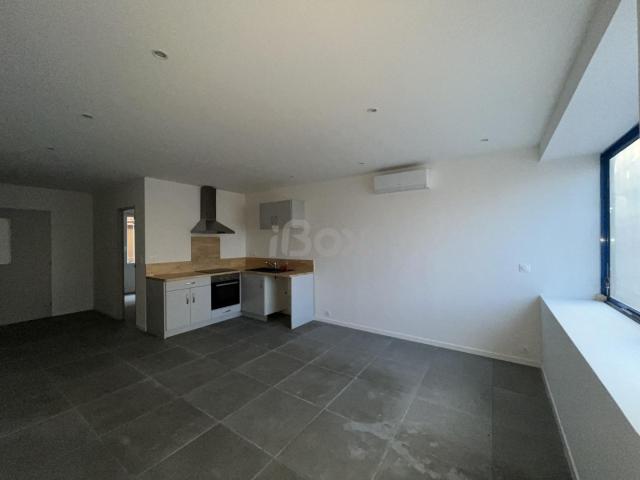 Appartement 2 pièce s 1 chambre s 32.95 m²