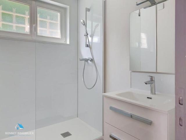 Appartement 2 pièce s 1 chambre s 37 m²