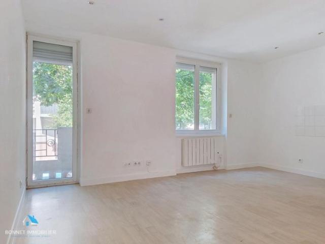 Appartement 2 pièce s 1 chambre s 37 m²