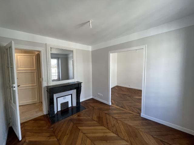 Appartement 2 pièce s 1 chambre s 39.6 m²