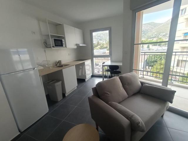 Appartement 2 pièce s 1 chambre s 40.55 m²