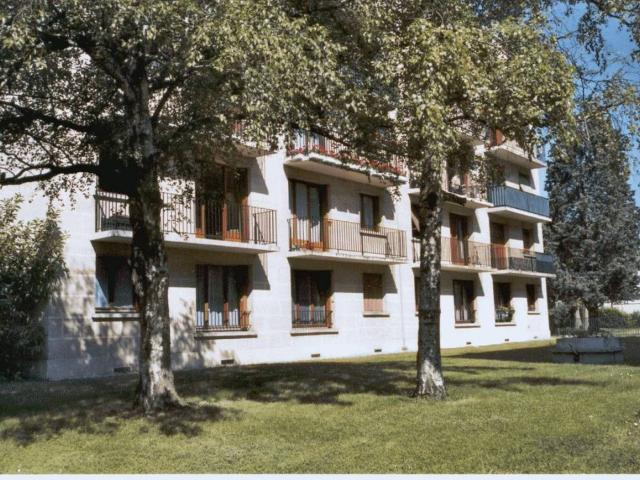 Appartement 2 pièce s 1 chambre s 42.4 m²