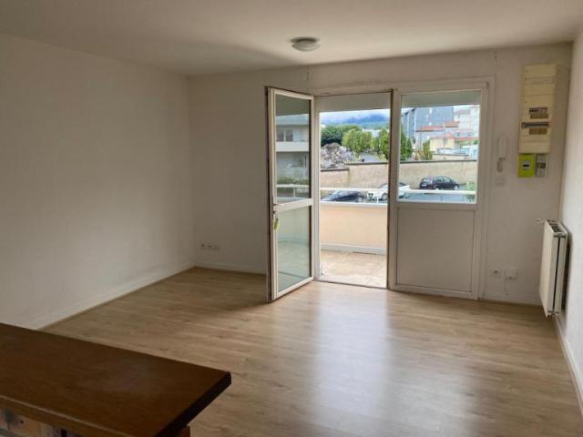 Appartement 2 pièce s 1 chambre s 42 m²