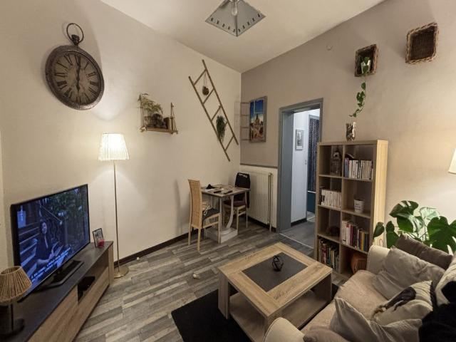 Appartement 2 pièce s 1 chambre s 43.82 m²