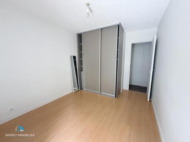 Appartement 2 pièce s 1 chambre s 47 m²