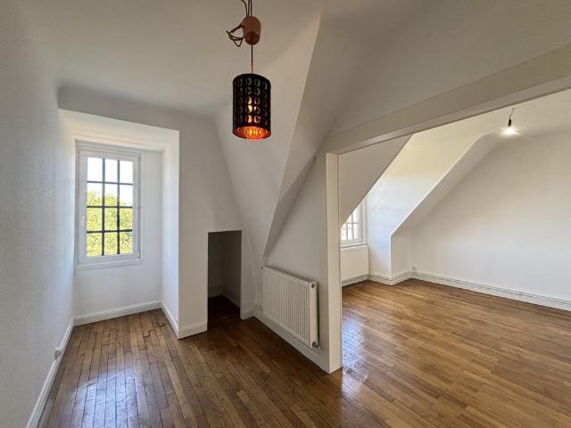 Appartement 2 pièce s 1 chambre s 48.47 m²