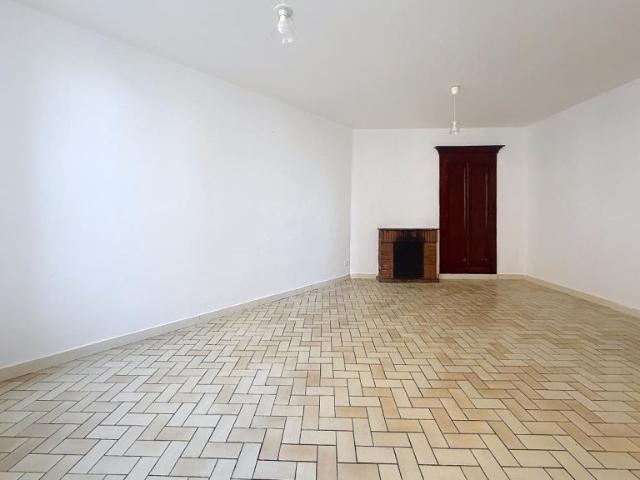 Appartement 2 pièce s 1 chambre s 50 m²