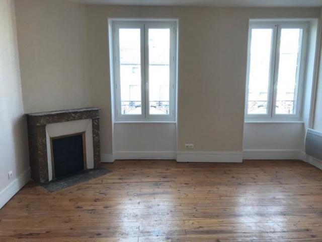 Appartement 2 pièce s 1 chambre s 53 m²