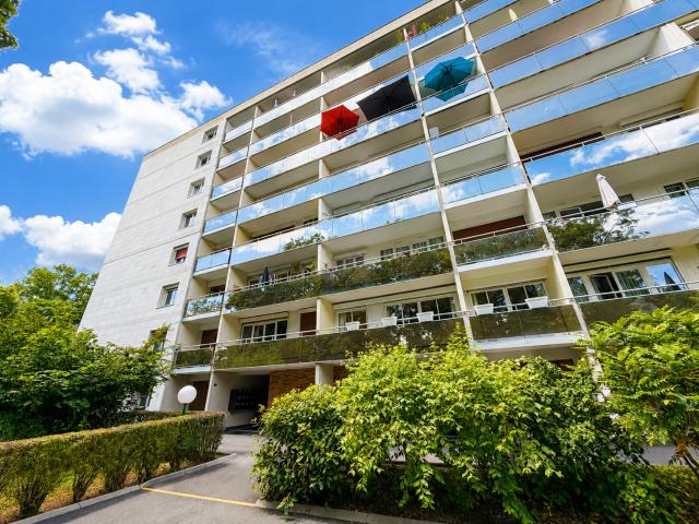 Appartement 2 pièce s 1 chambre s 55.75 m²