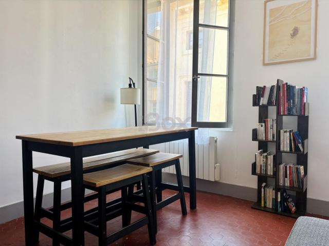 Appartement 2 pièce s 1 chambre s 63.3 m²