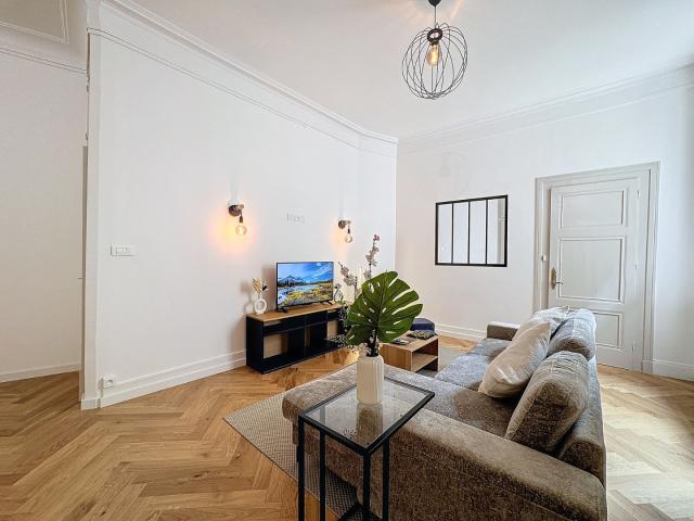 Appartement 2 pièce s 1 chambre s 70 m²