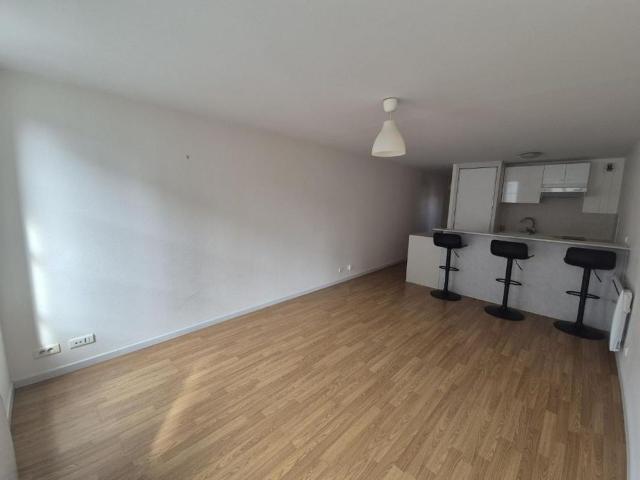 APPARTEMENT 2 pièce s 41m²