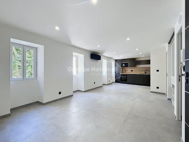 Appartement 2 pièce s 44.8 m2 Aubignan centre ville