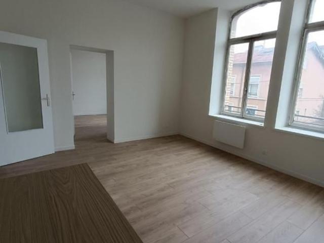 APPARTEMENT 2 pièce s 44m²