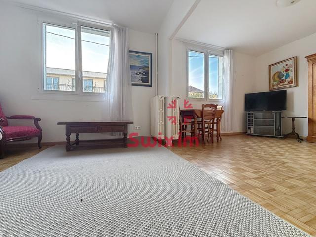 Appartement 2 pièce s 49.73 m2 Vitry sur Seine
