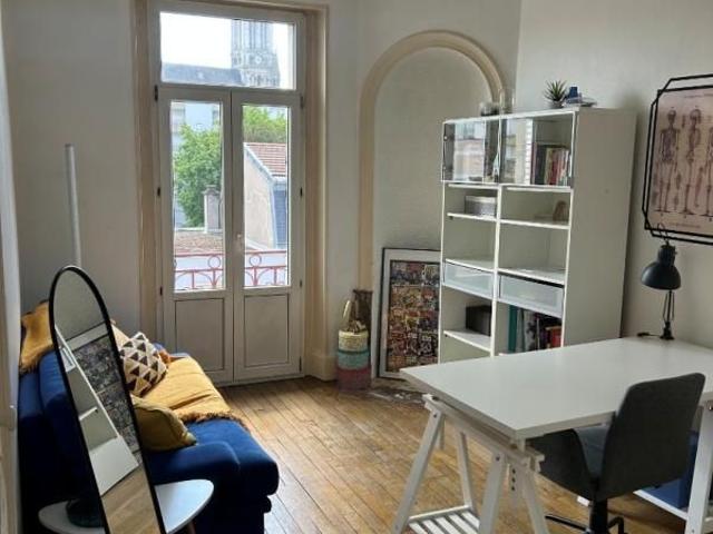 APPARTEMENT 2 pièce s 49m²