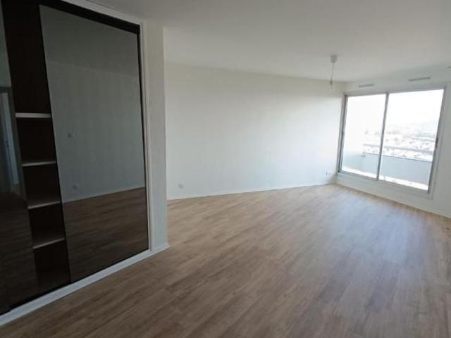 APPARTEMENT 2 pièce s 55m²