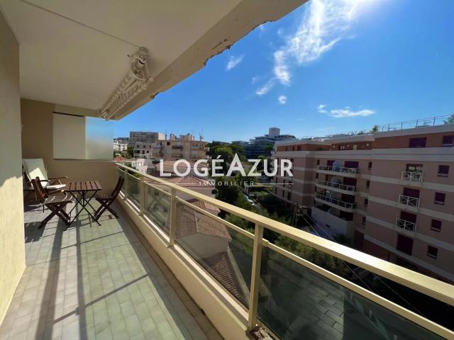Appartement 2 pièces, 43 m² à louer à Antibes 06160