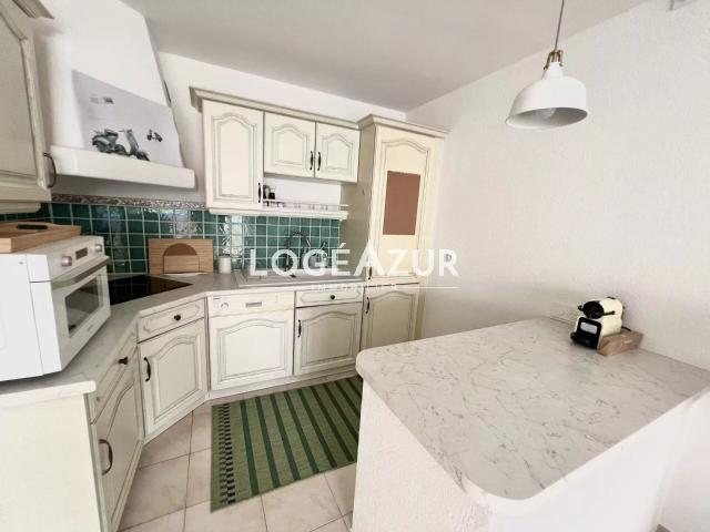 Appartement 2 pièces, 43 m² à louer à Antibes 06160
