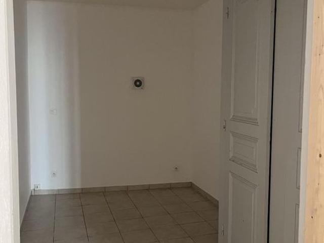 Appartement 2 pièces, 43 m² à louer à Arles 13104