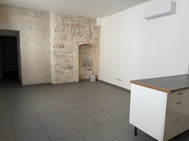 Appartement 2 pièces, 43 m² à louer à Beaucaire 30300
