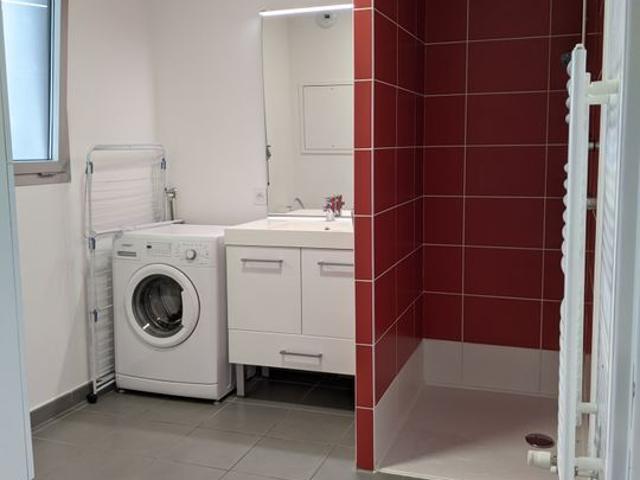 Appartement 2 pièces, 43 m² à louer à Bègles 33130