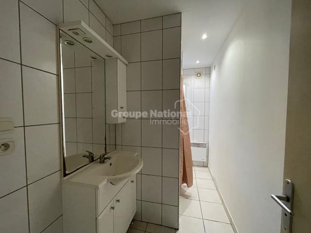 Appartement 2 pièces, 43 m² à louer à Entraigues sur la Sorgue 84320