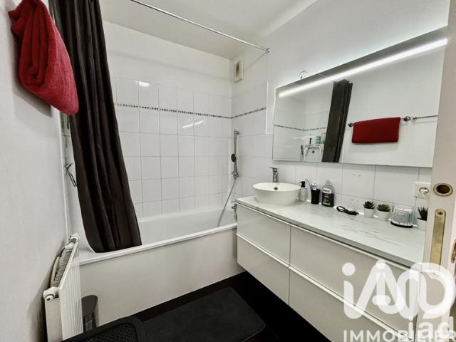 Appartement 2 pièces, 43 m² à louer à Évry Courcouronnes 91000