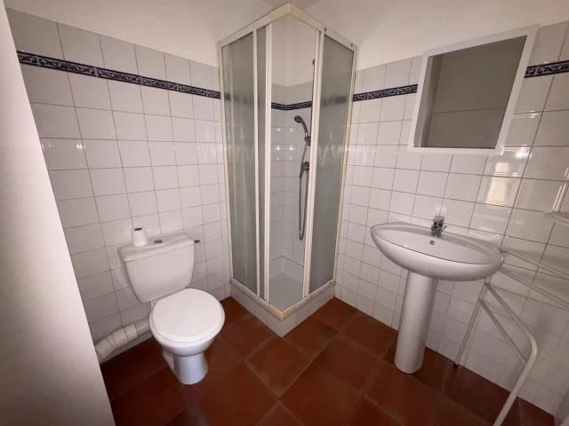Appartement 2 pièces, 43 m² à louer à Jouques 13490