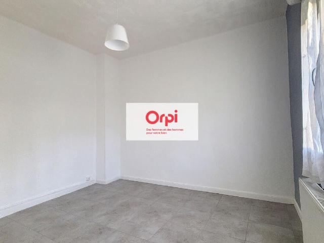 Appartement 2 pièces, 43 m² à louer à Montluçon 03100