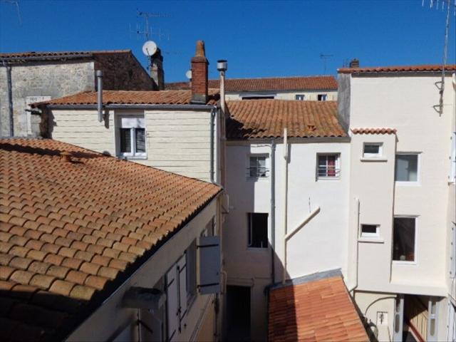 Appartement 2 pièces, 43 m² à louer à Rochefort 17300
