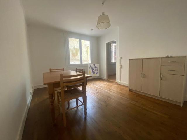 Appartement 2 pièces, 40 m² à louer à Angoulême 16000