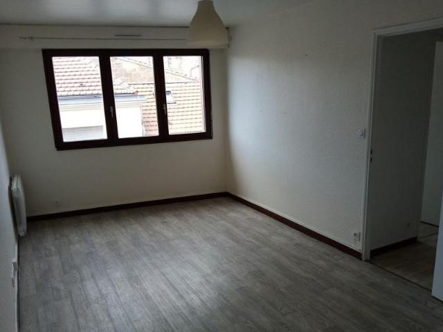 Appartement 2 pièces, 40 m² à louer à Bordeaux 33000