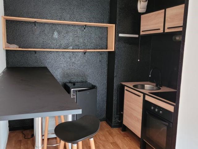 Appartement 2 pièces, 40 m² à louer à Bordeaux 33000