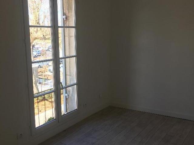 Appartement 2 pièces, 40 m² à louer à Cadillac sur Garonne 33410