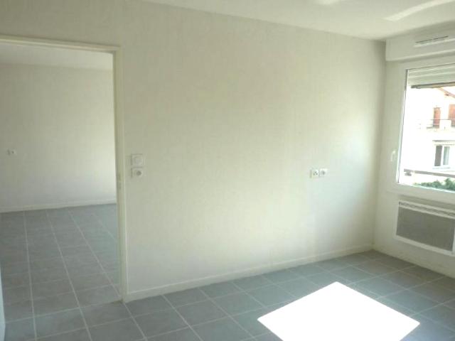 Appartement 2 pièces, 40 m² à louer à Grenoble 38000