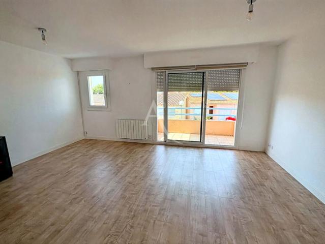 Appartement 2 pièces 40m2 + parking + cave