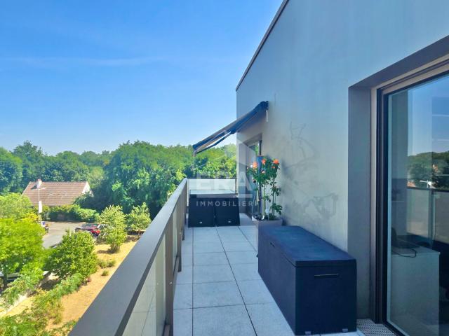 APPARTEMENT 2 PIECES 41,38 M2 SAINT MICHEL SUR ORGE, TERRASSE ET DERNIER ETAGE