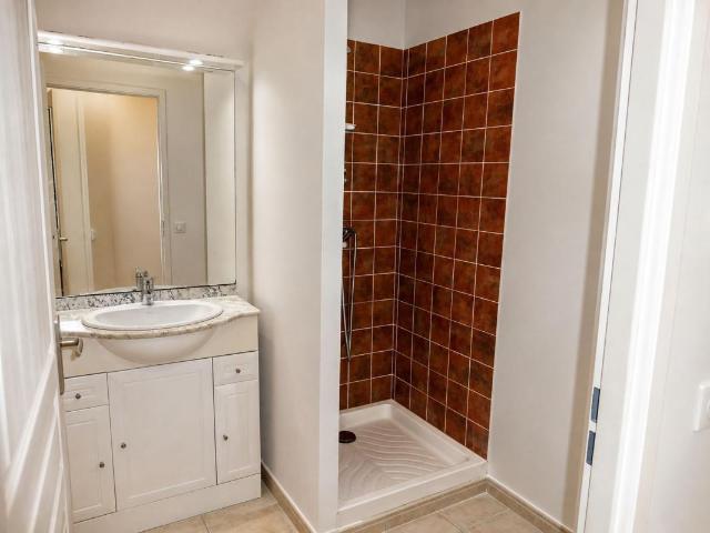 Appartement 2 pièces, 41 m² à louer à Pertuis 84120
