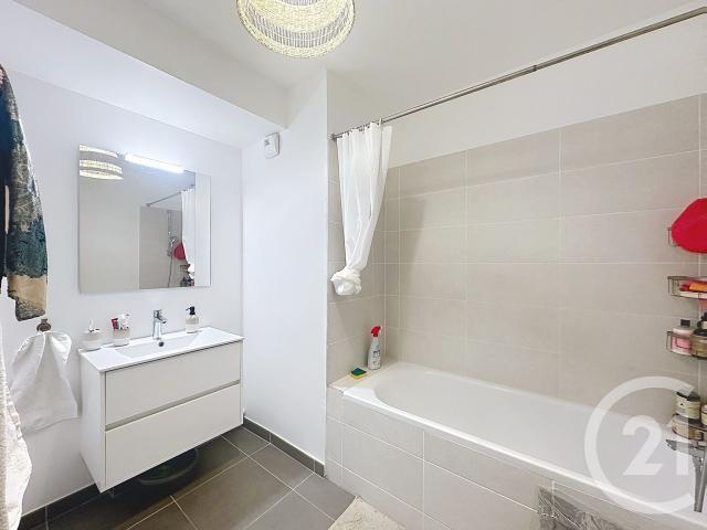 Appartement 2 pièces, 42 m² à louer à Thiais 94320