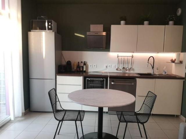Appartement 2 pièces, 42 m² à louer à Bègles 33130