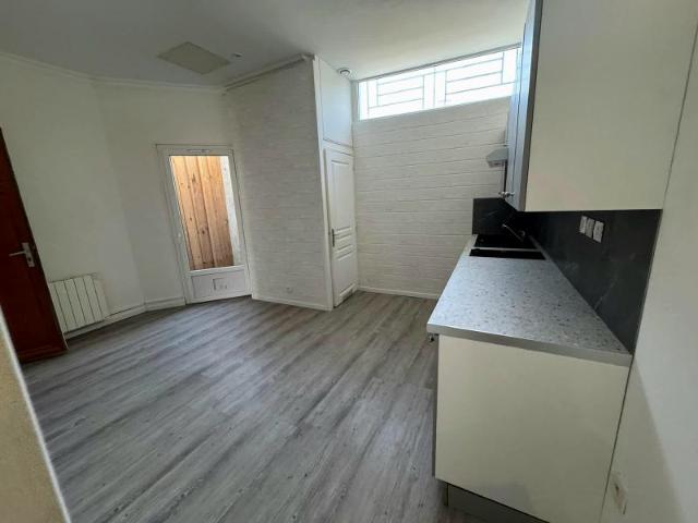 Appartement 2 pièces, 42 m² à louer à Bordeaux 33000