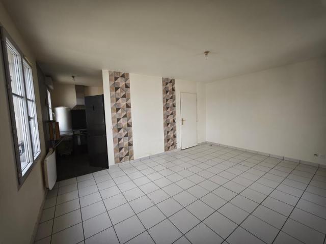 Appartement 2 pièces, 42 m² à louer à Épône 78680