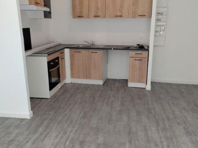 Appartement 2 pièces, 42 m² à louer à Guîtres 33230