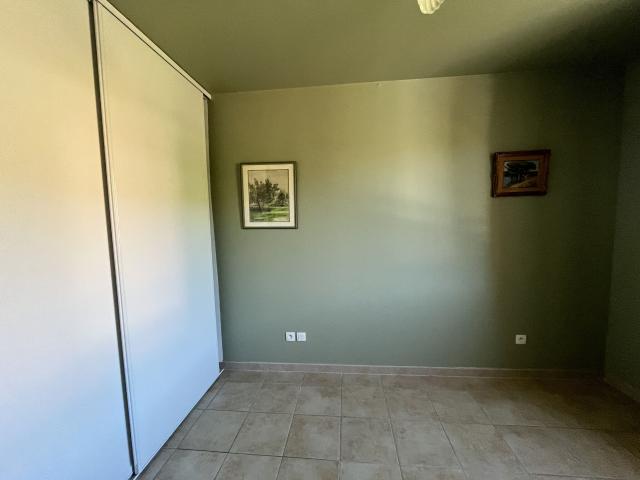 Appartement 2 pièces, 42 m² à louer à Hyères 83400
