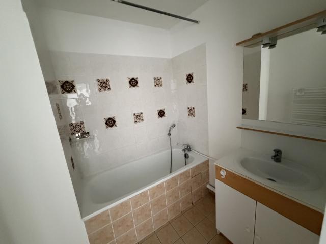 Appartement 2 pièces, 42 m² à louer à Le Plessis Pâté 91220