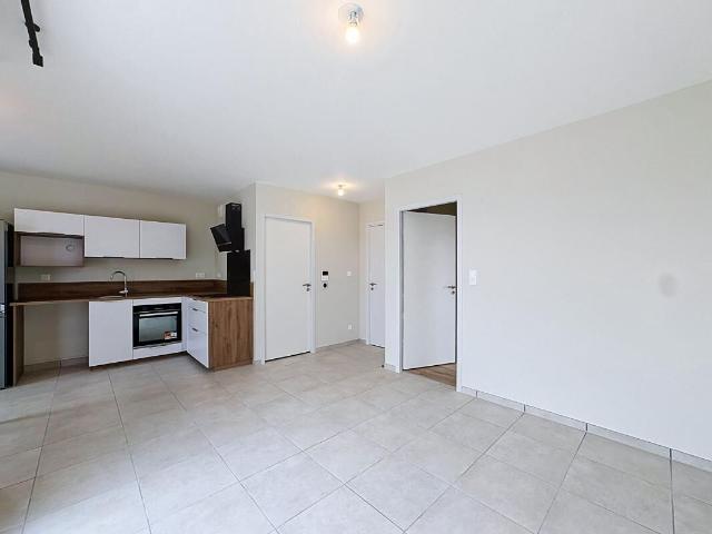 Appartement 2 pièces, 42 m² à louer à Luc la Primaube 12450