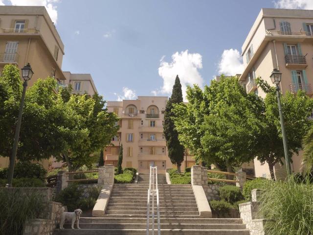 Appartement 2 pièces, 42 m² à louer à Marseille 15 13015