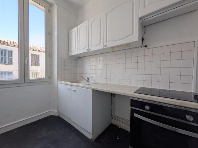 Appartement 2 pièces, 42 m² à louer à Marseille 9 13009
