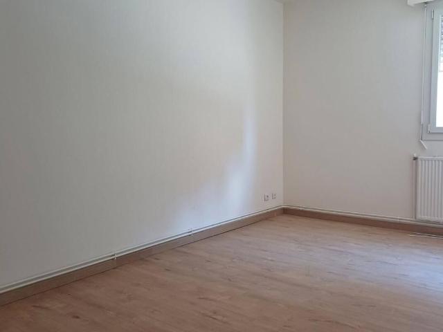 Appartement 2 pièces, 42 m² à louer à Noyon 60400